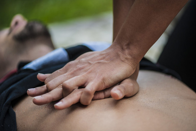 The technique of indirect heart massage