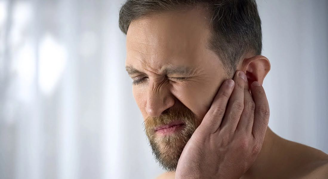 Symptoms and consequences of acoustic trauma