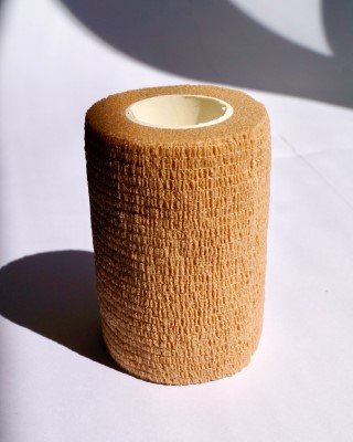 Medical cohesive fixing bandage 7.5х4.5см